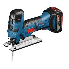 Bosch Professionell 18V Sladdlös Sticksåg med Tillbehör